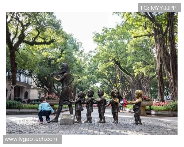 广州街舞队的逆袭之旅：从街头到舞台的奋斗与荣耀