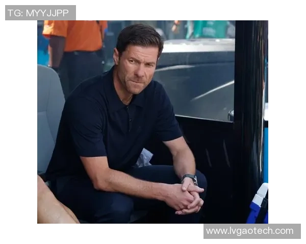 足球明星佩戴的奢华珠宝背后的故事与时尚魅力探秘